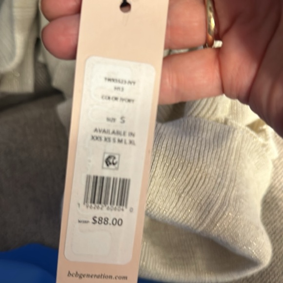 New - Picture 2 of 3